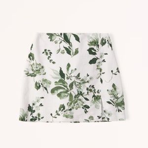abercrombie floral skirt size S